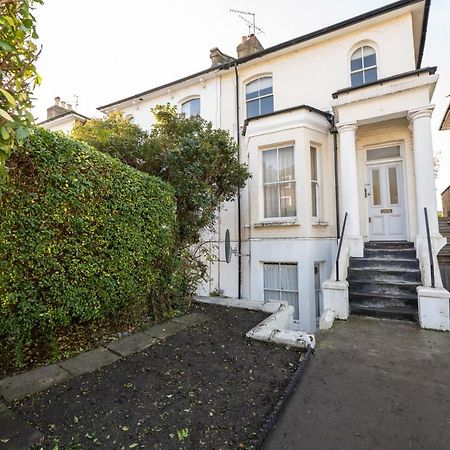 Ferienwohnung Stunning & Stylish 2 Bed Flat In West London Exterior foto